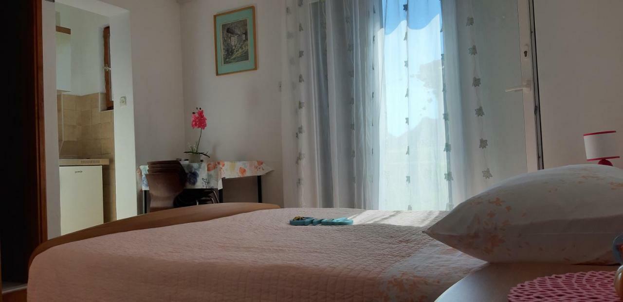 Apartman Lorena 斯塔里格勒 外观 照片